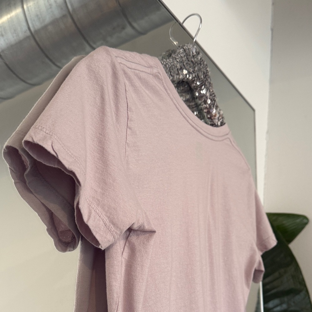 J’mappelle L’amour French Graphic Tee by Spark in The Dark Urban Outfitters - Picture 9 of 12
